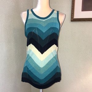 Banana Republic Lightweight Sweater Vest Large